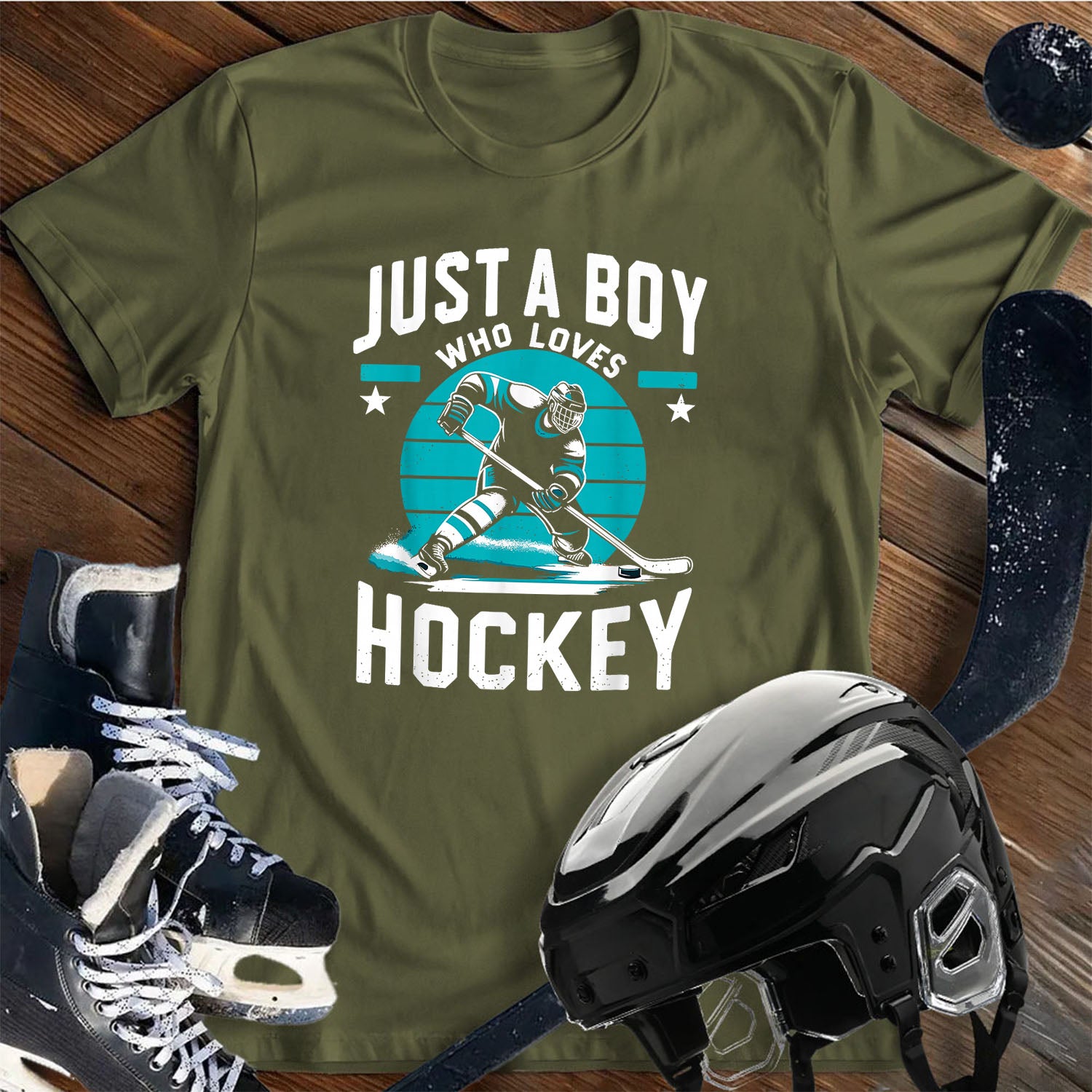 Loves Hockey T-Shirt